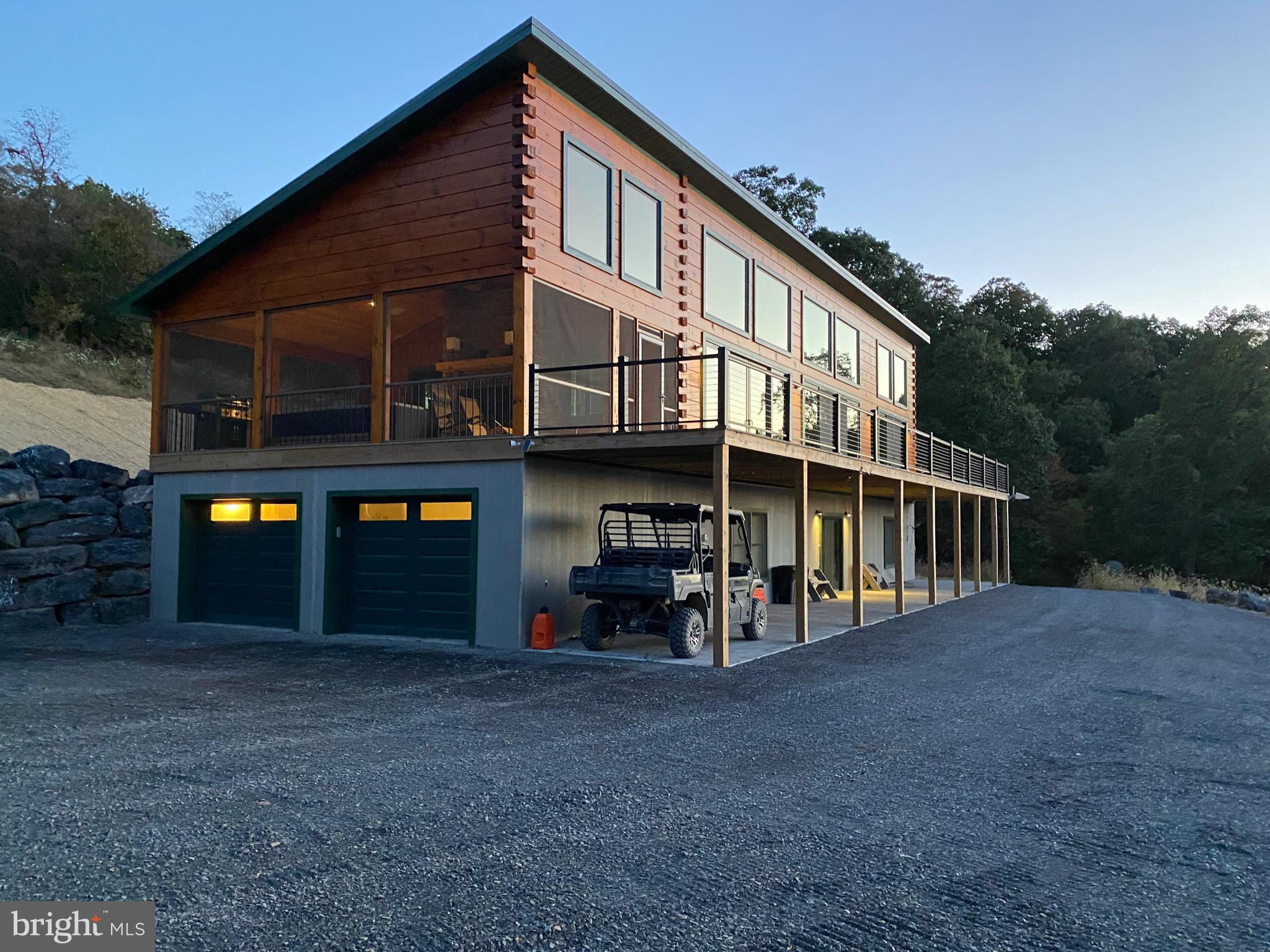 BLUFFS ON THE POTOMAC - Residential