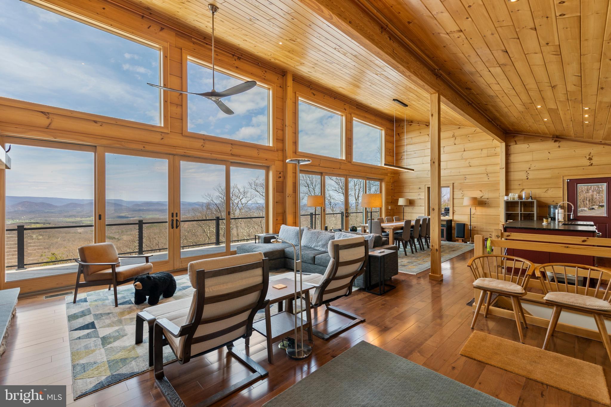 BLUFFS ON THE POTOMAC - Residential