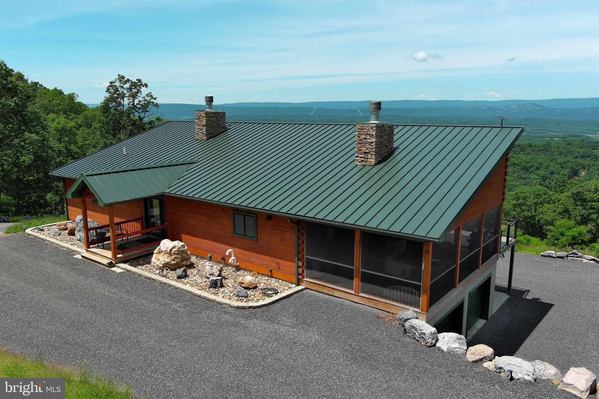 BLUFFS ON THE POTOMAC - Residential