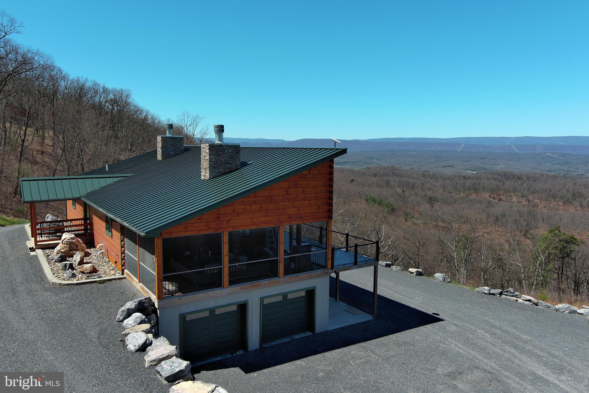 BLUFFS ON THE POTOMAC - Residential