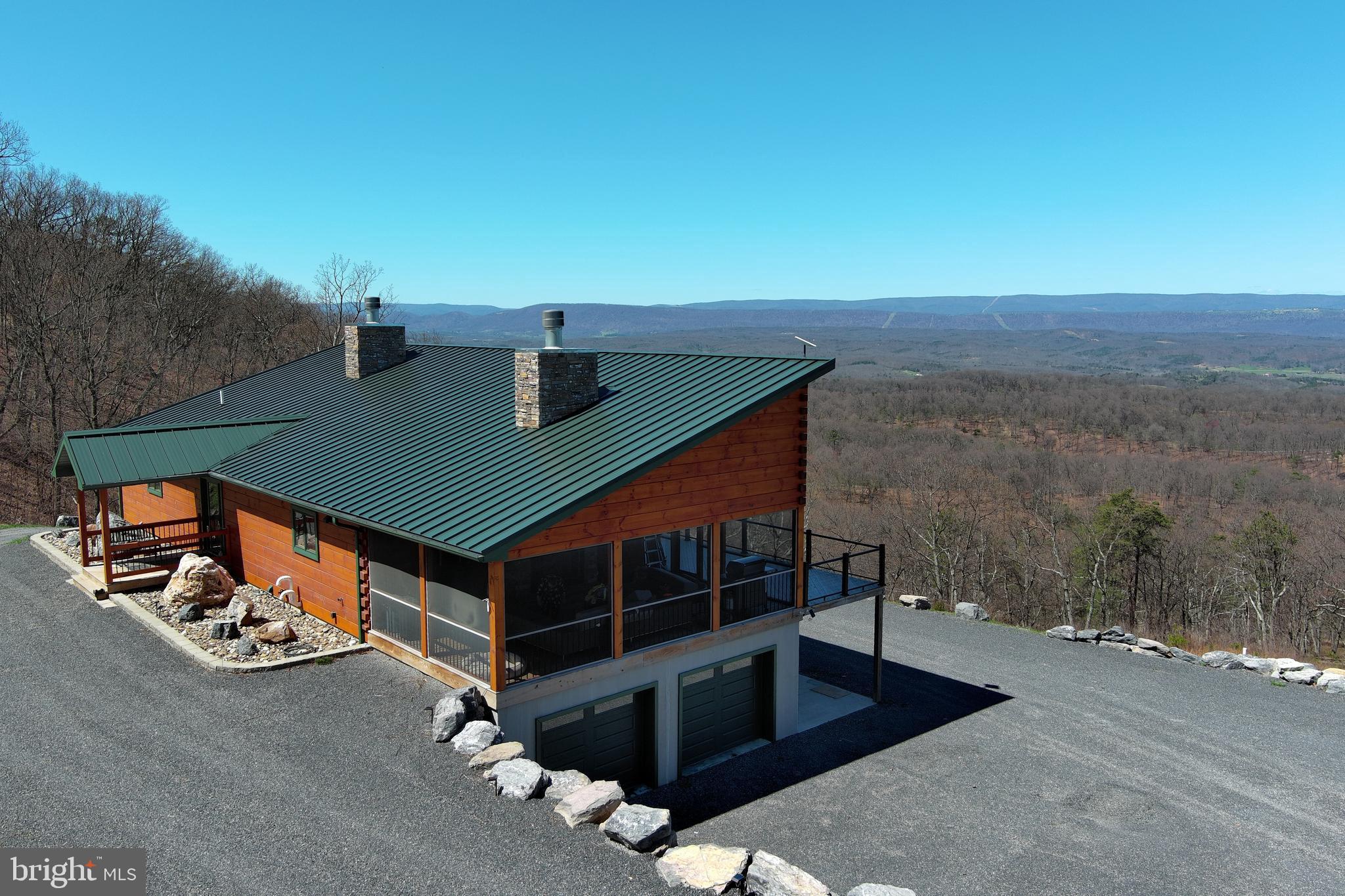 BLUFFS ON THE POTOMAC - Residential