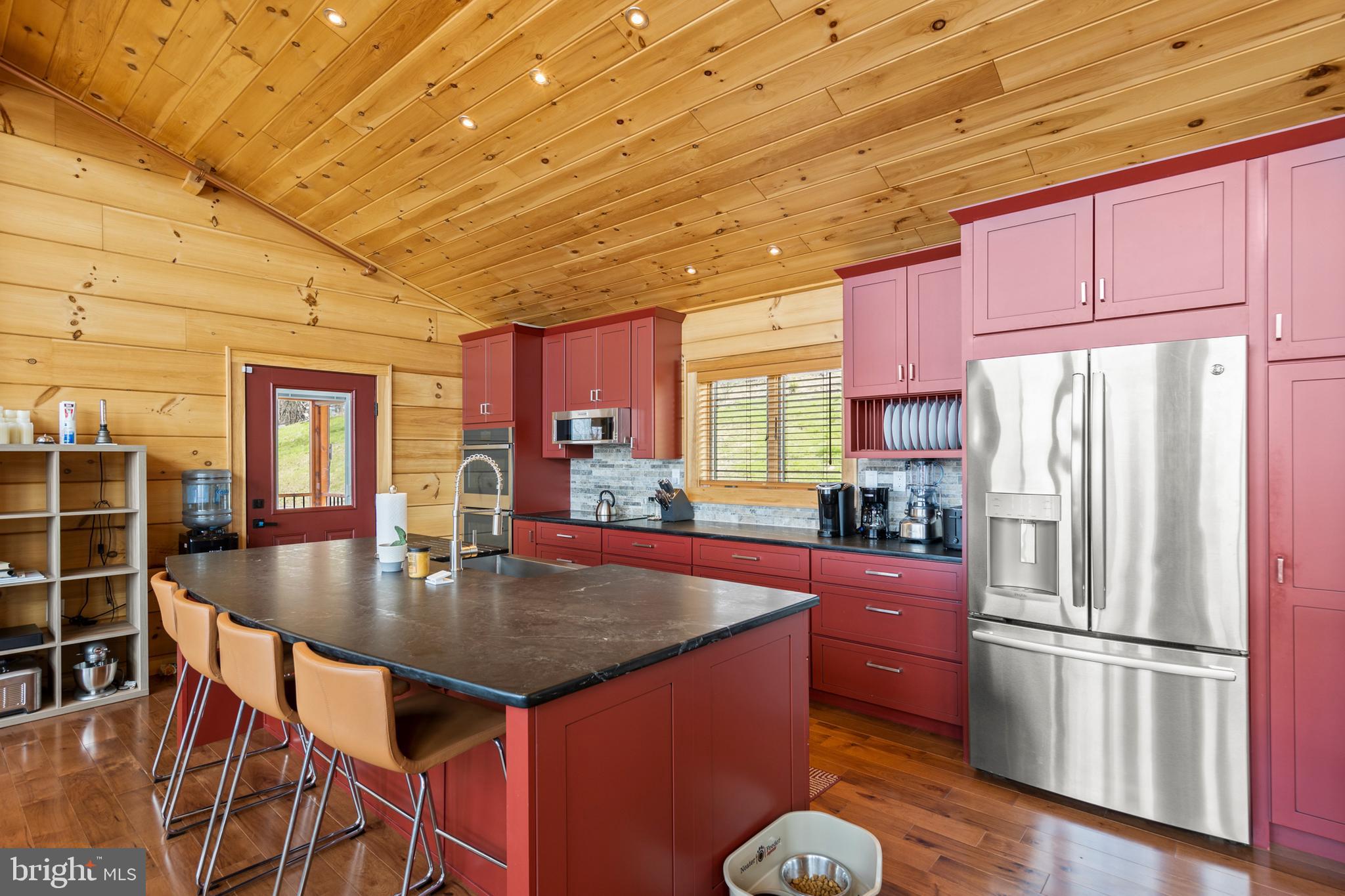 BLUFFS ON THE POTOMAC - Residential