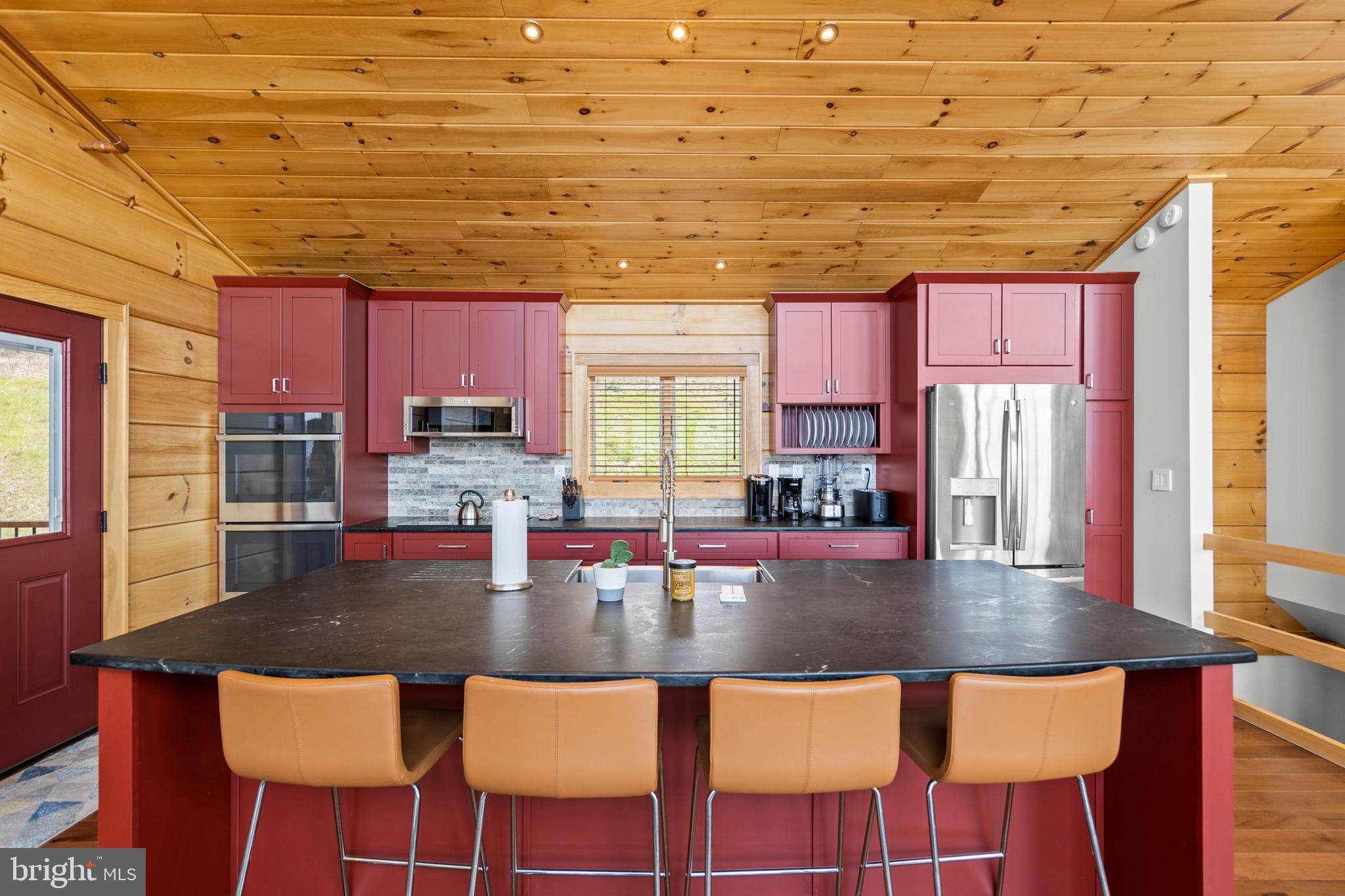 BLUFFS ON THE POTOMAC - Residential