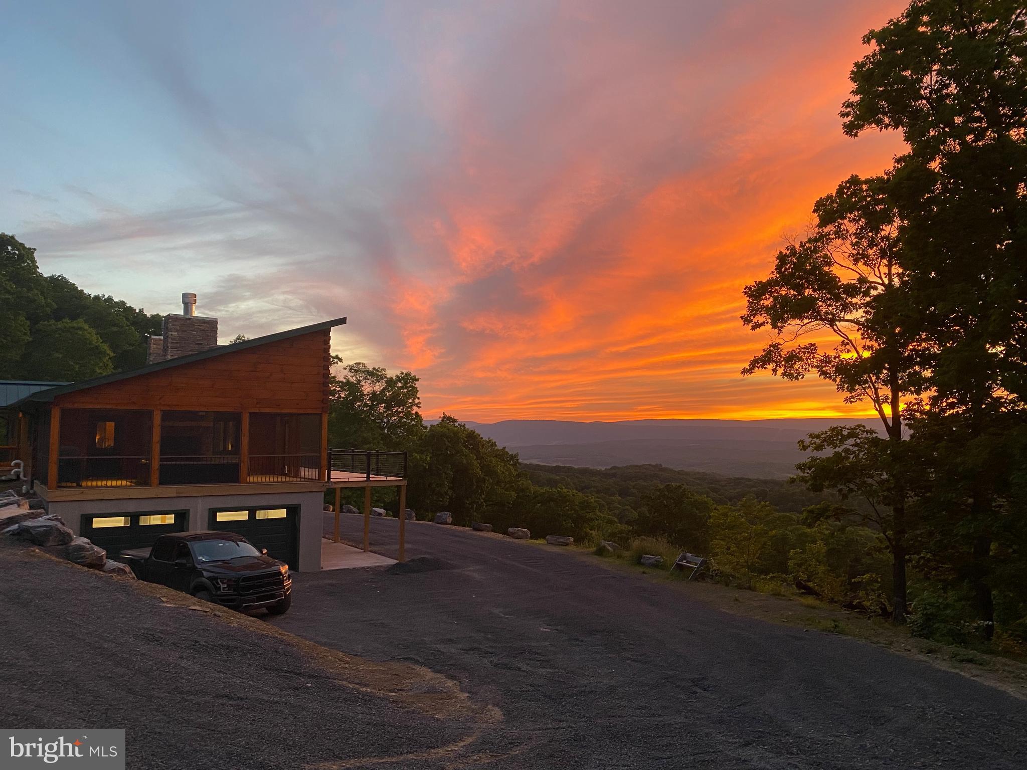 BLUFFS ON THE POTOMAC - Residential