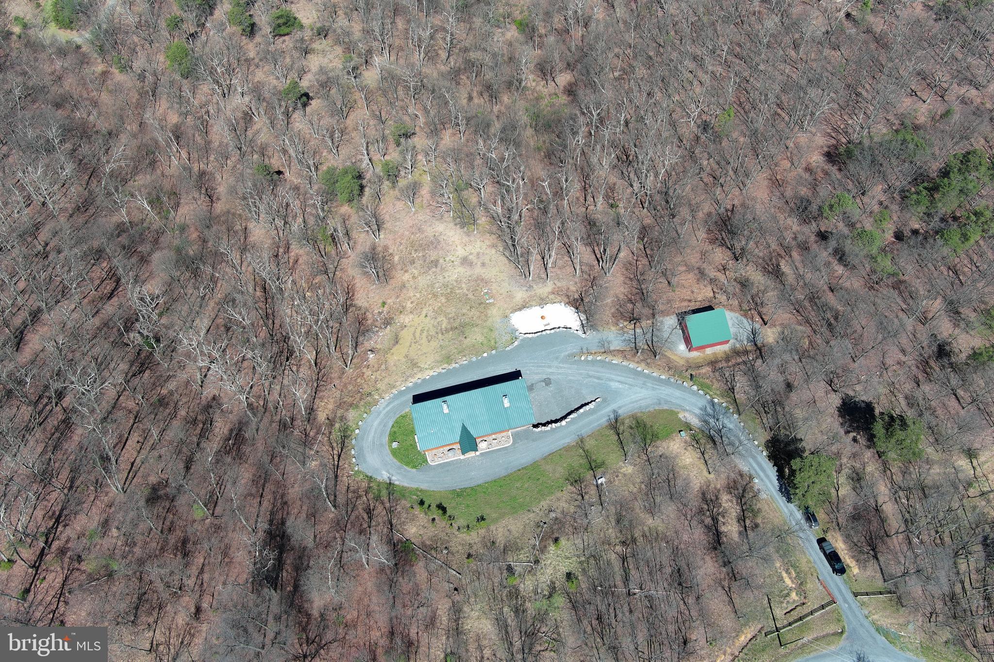 BLUFFS ON THE POTOMAC - Residential