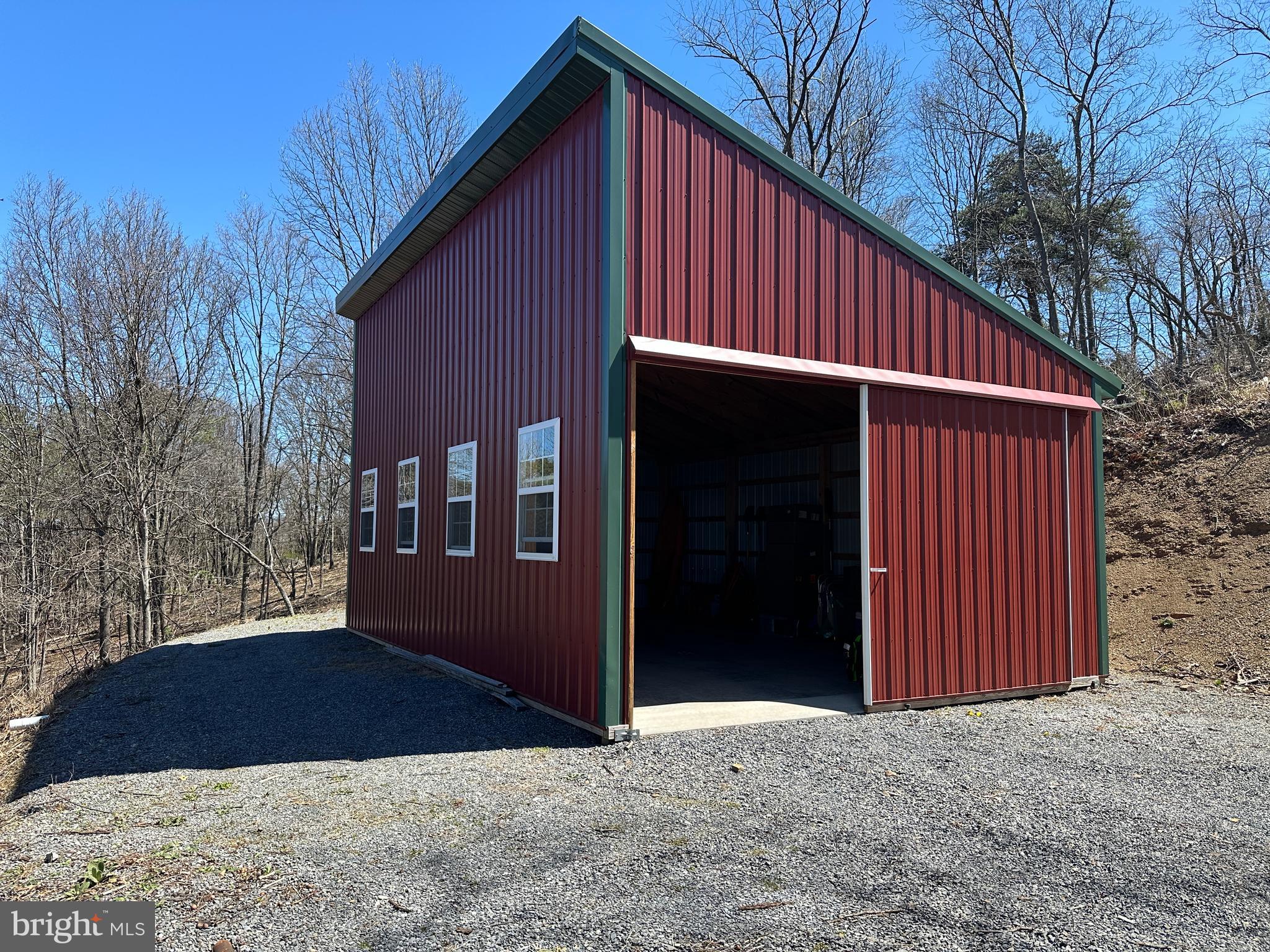BLUFFS ON THE POTOMAC - Residential