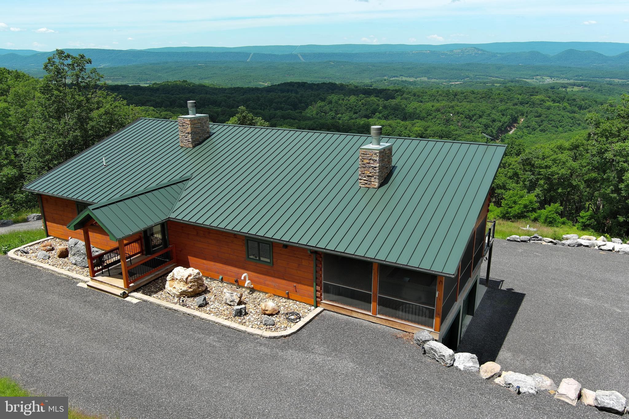 BLUFFS ON THE POTOMAC - Residential