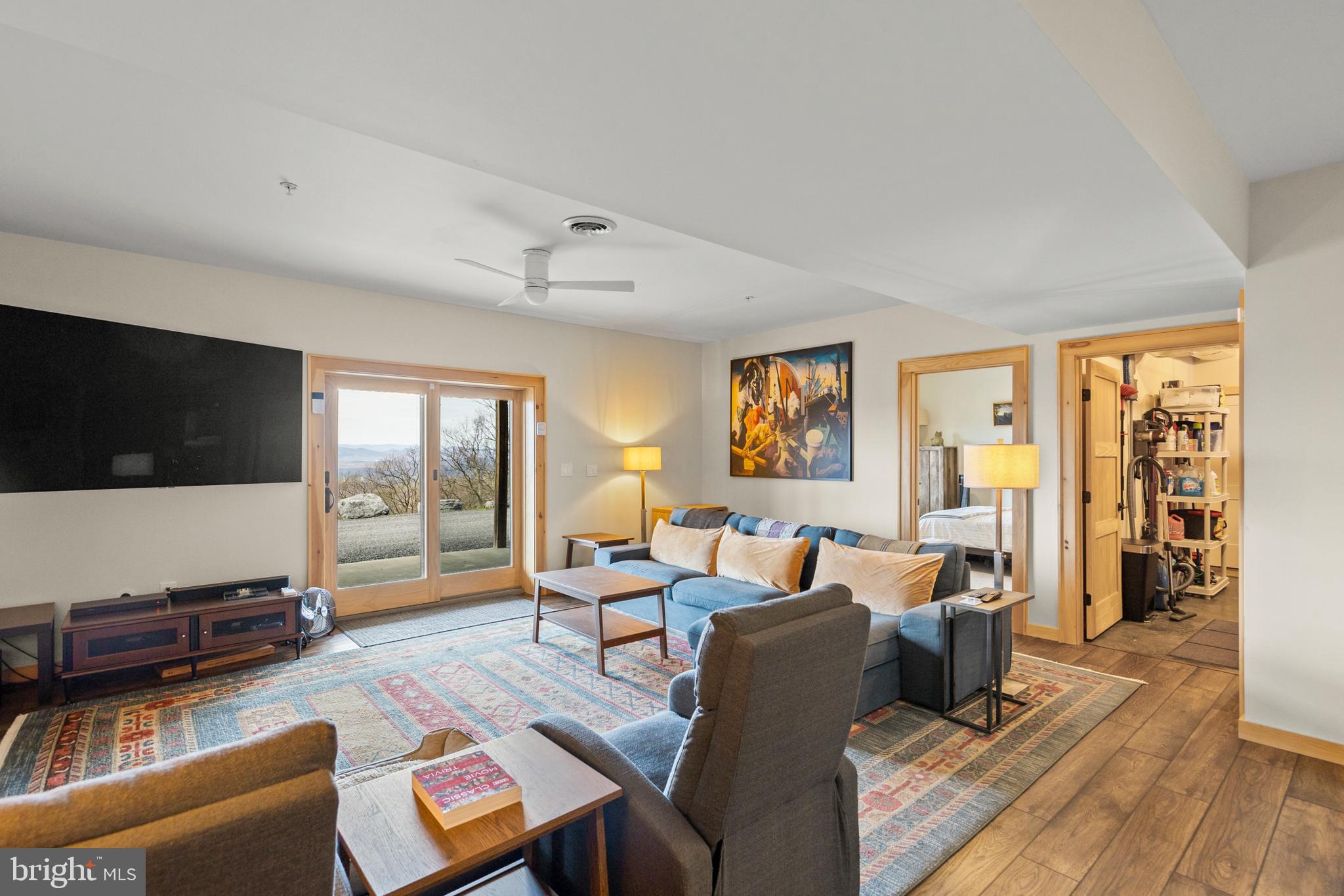 BLUFFS ON THE POTOMAC - Residential