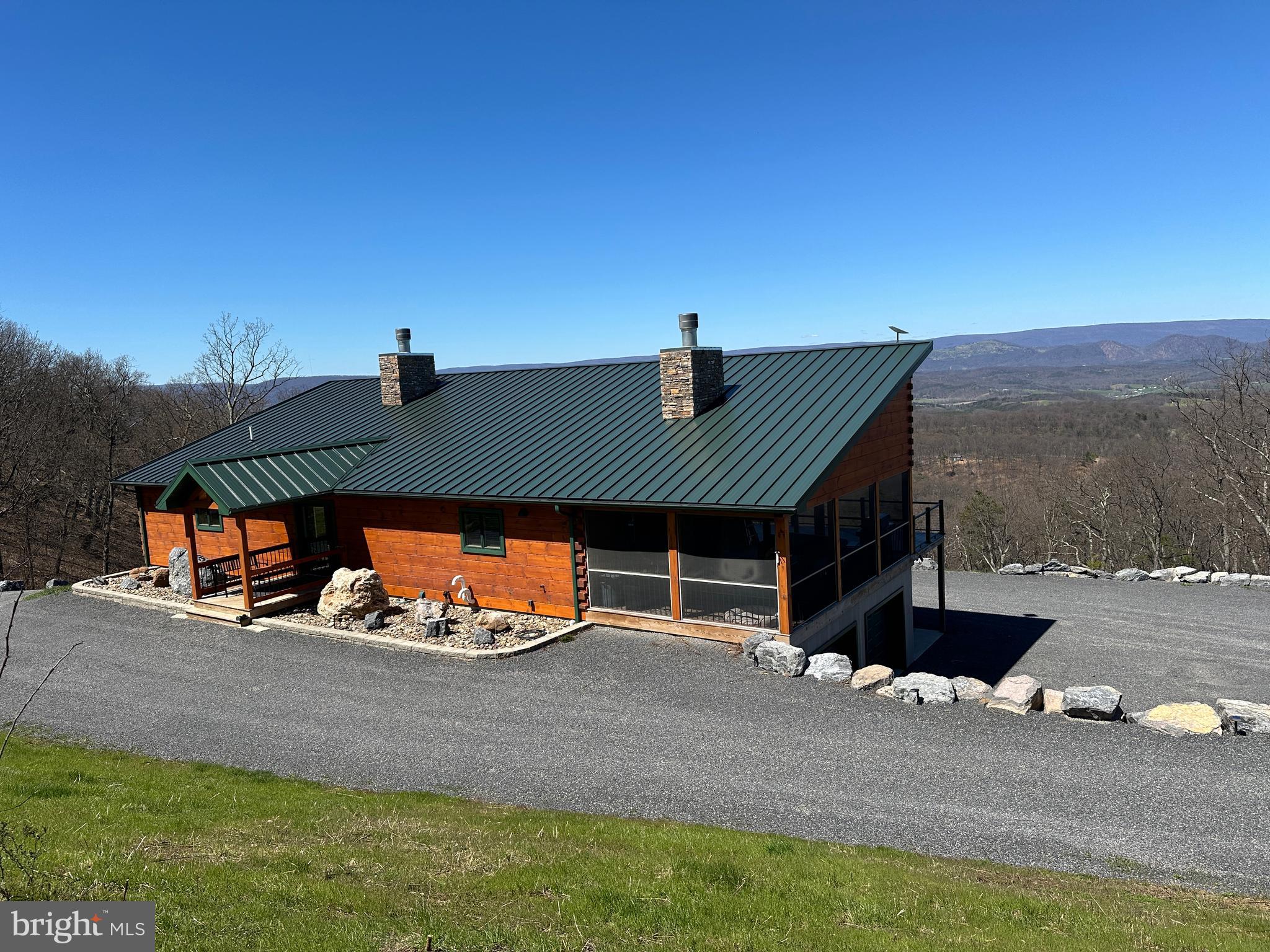 BLUFFS ON THE POTOMAC - Residential