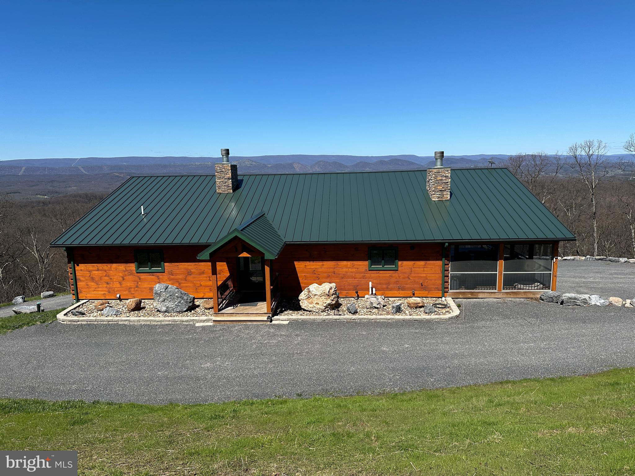 BLUFFS ON THE POTOMAC - Residential