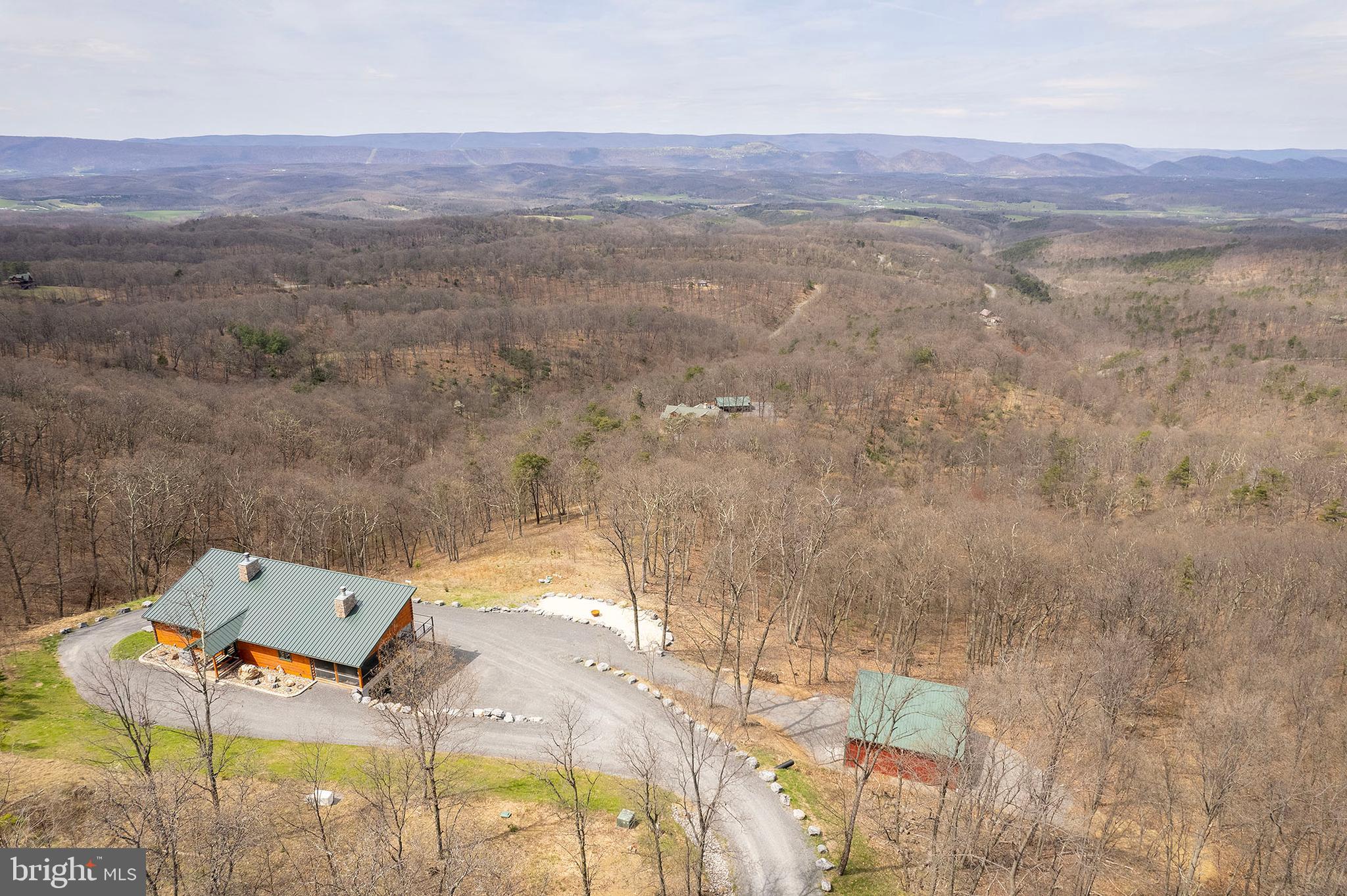 BLUFFS ON THE POTOMAC - Residential