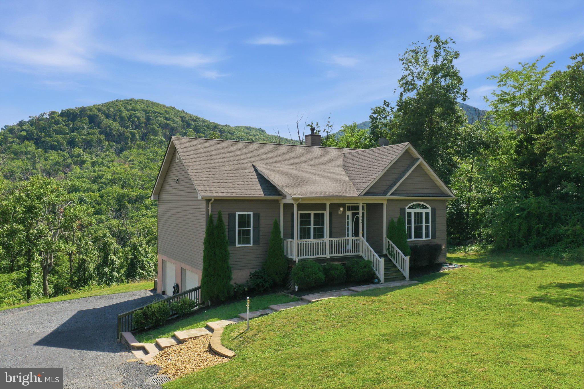 737 LOWER VALLEY ROAD