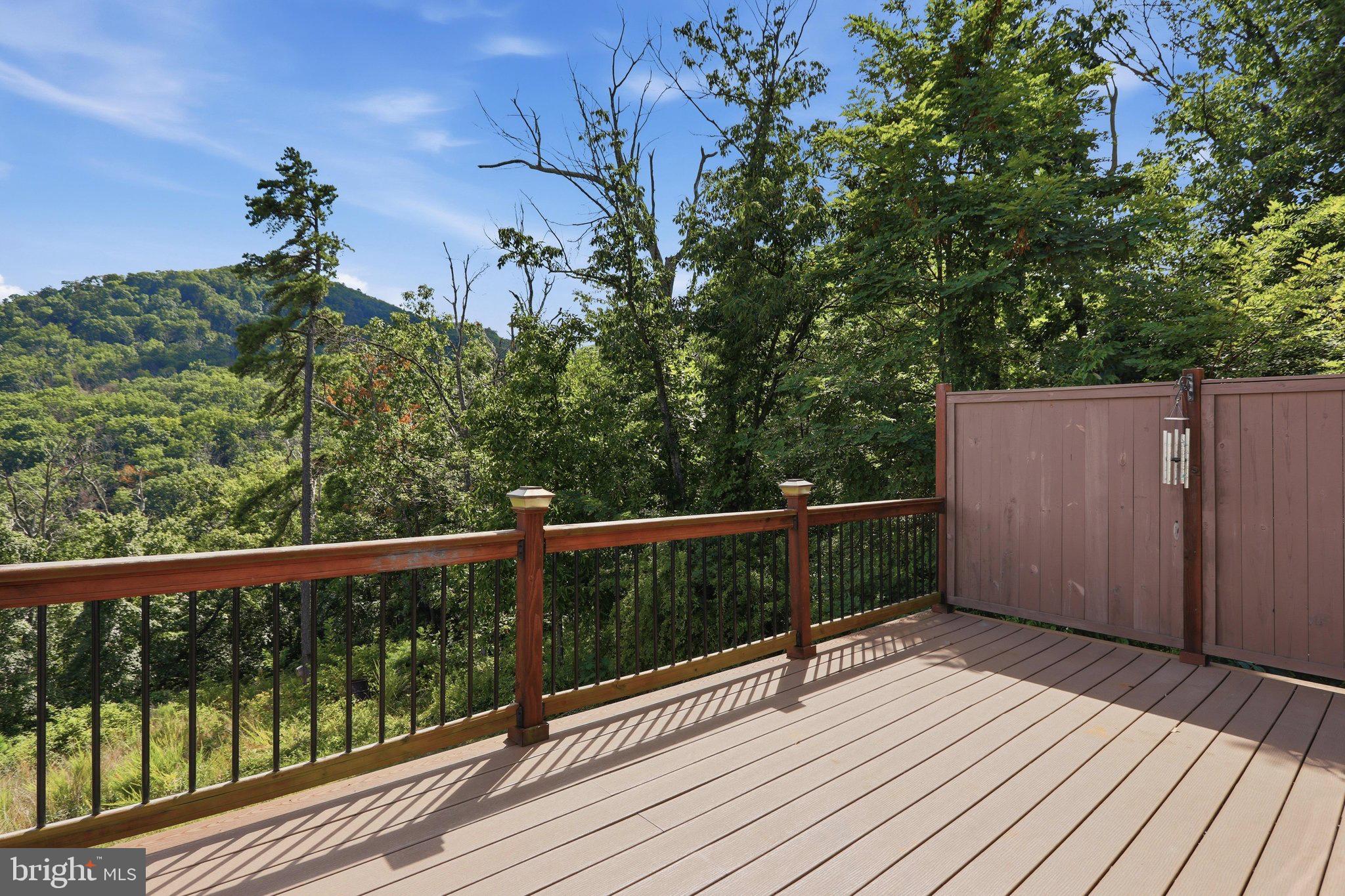 737 LOWER VALLEY ROAD