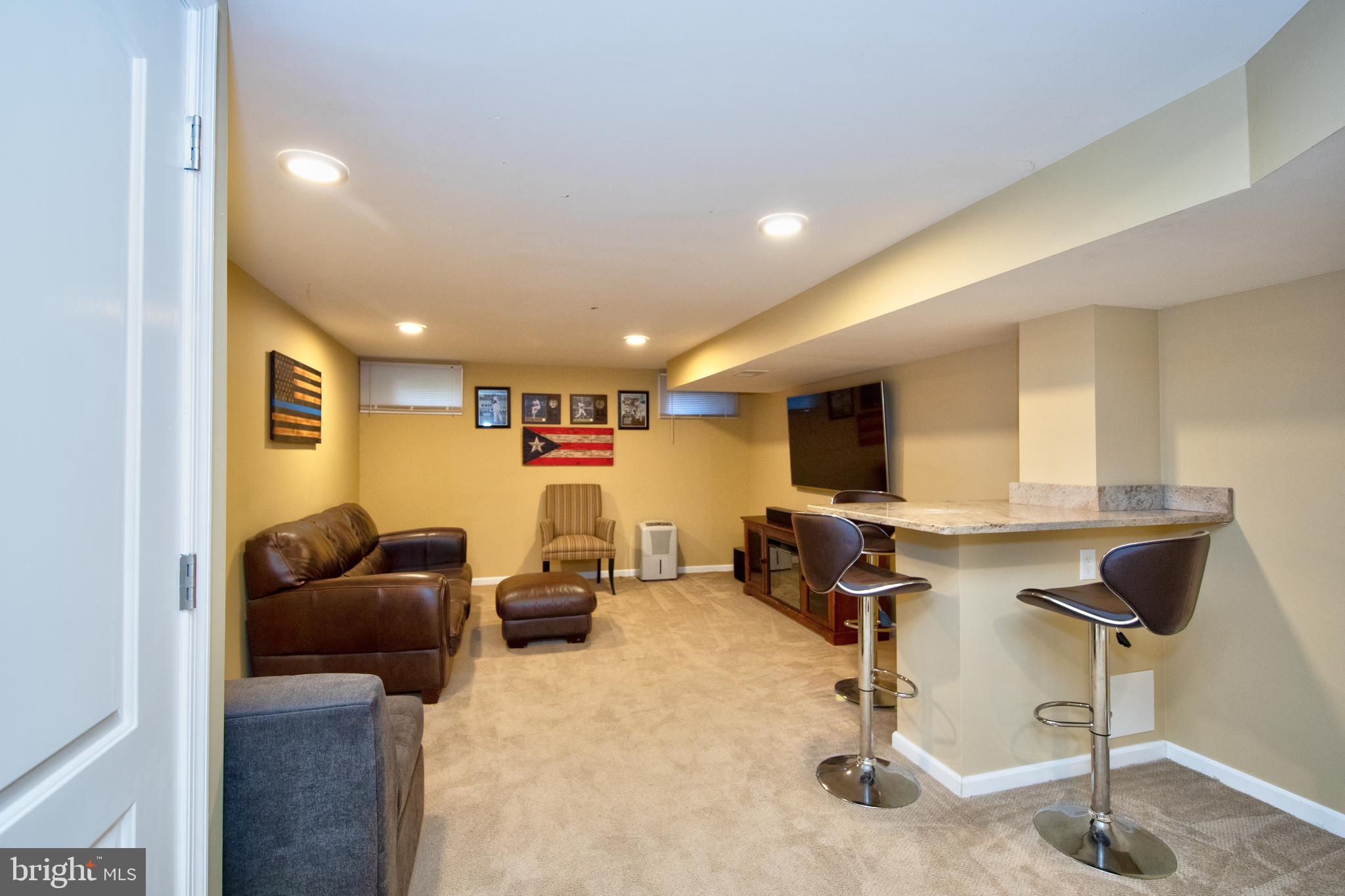 OVERVIEW MANOR - Residential