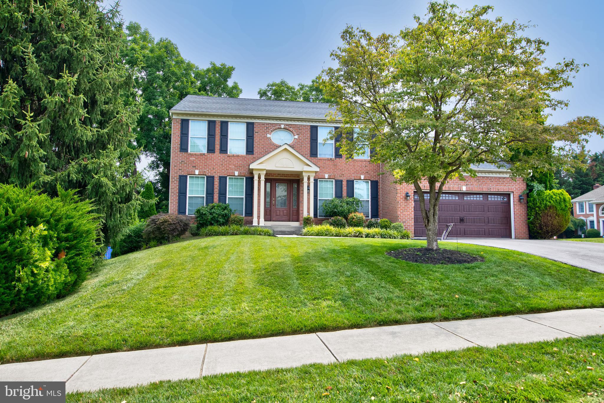 OVERVIEW MANOR - Residential