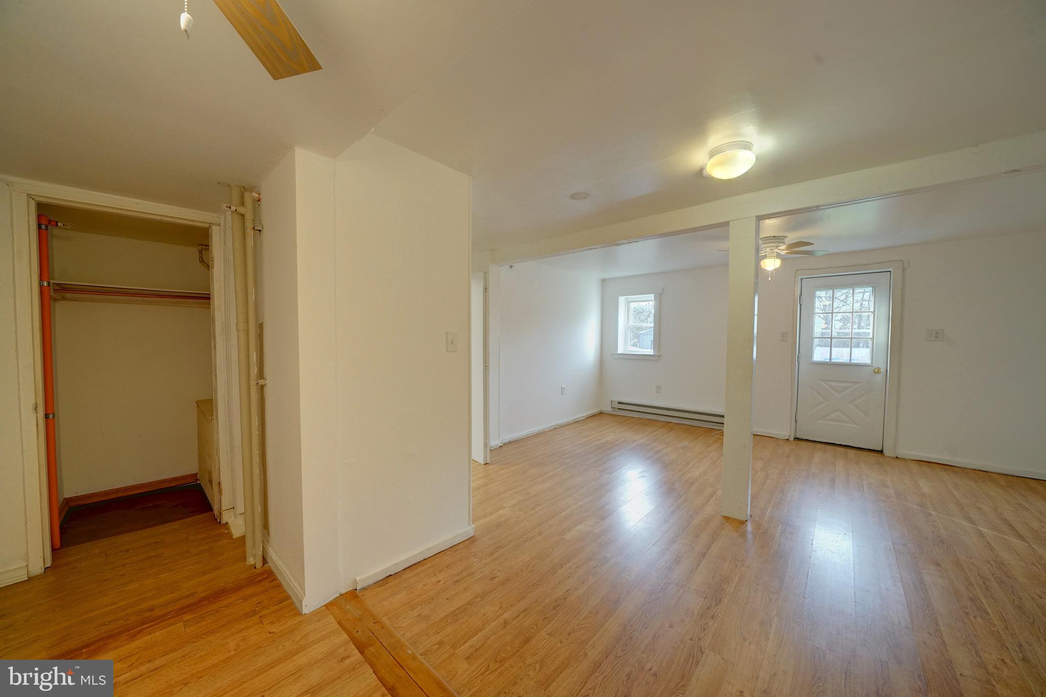 PFEFFERKORN OVERLOOK - Residential Lease