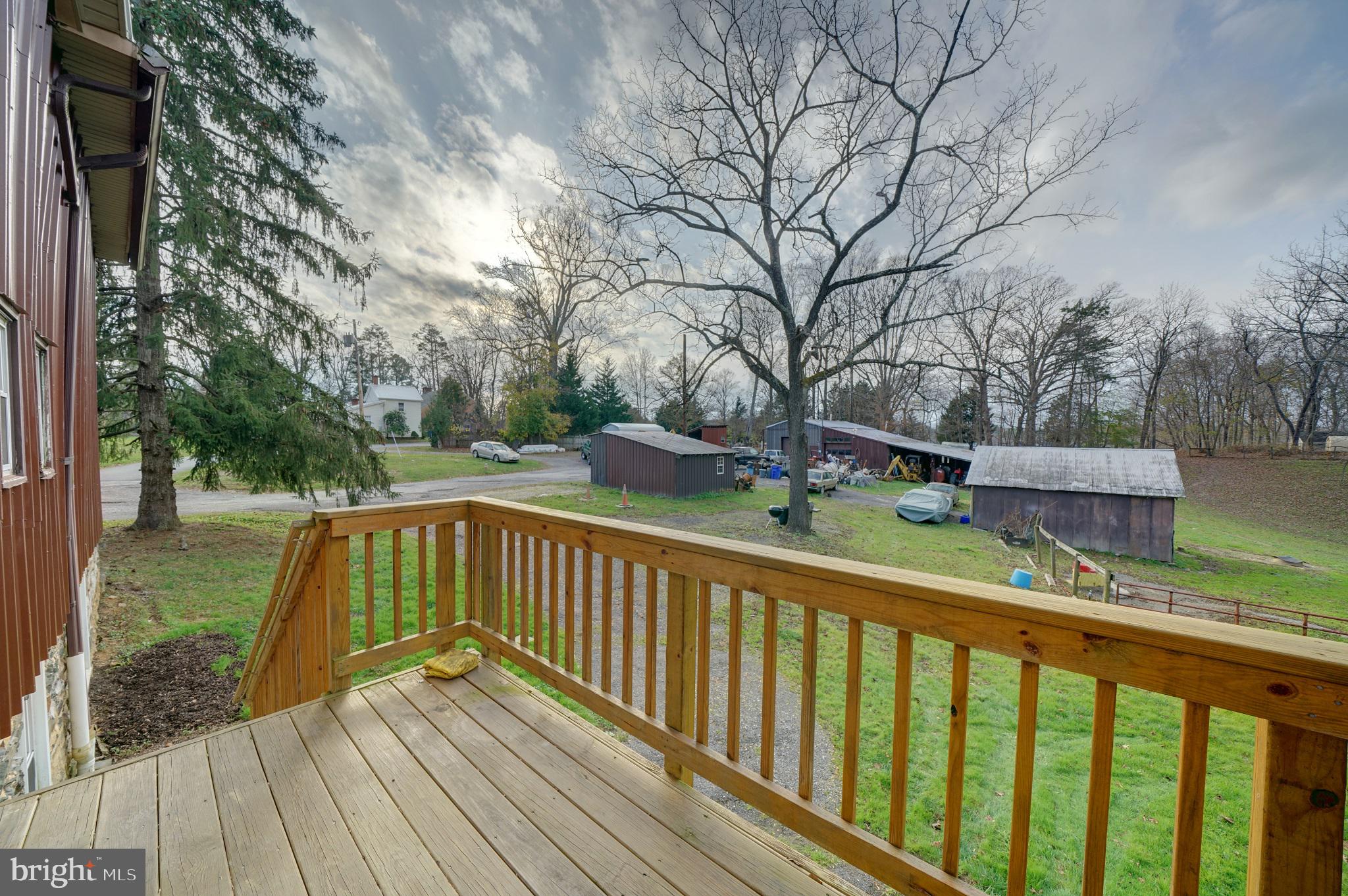 PFEFFERKORN OVERLOOK - Residential Lease