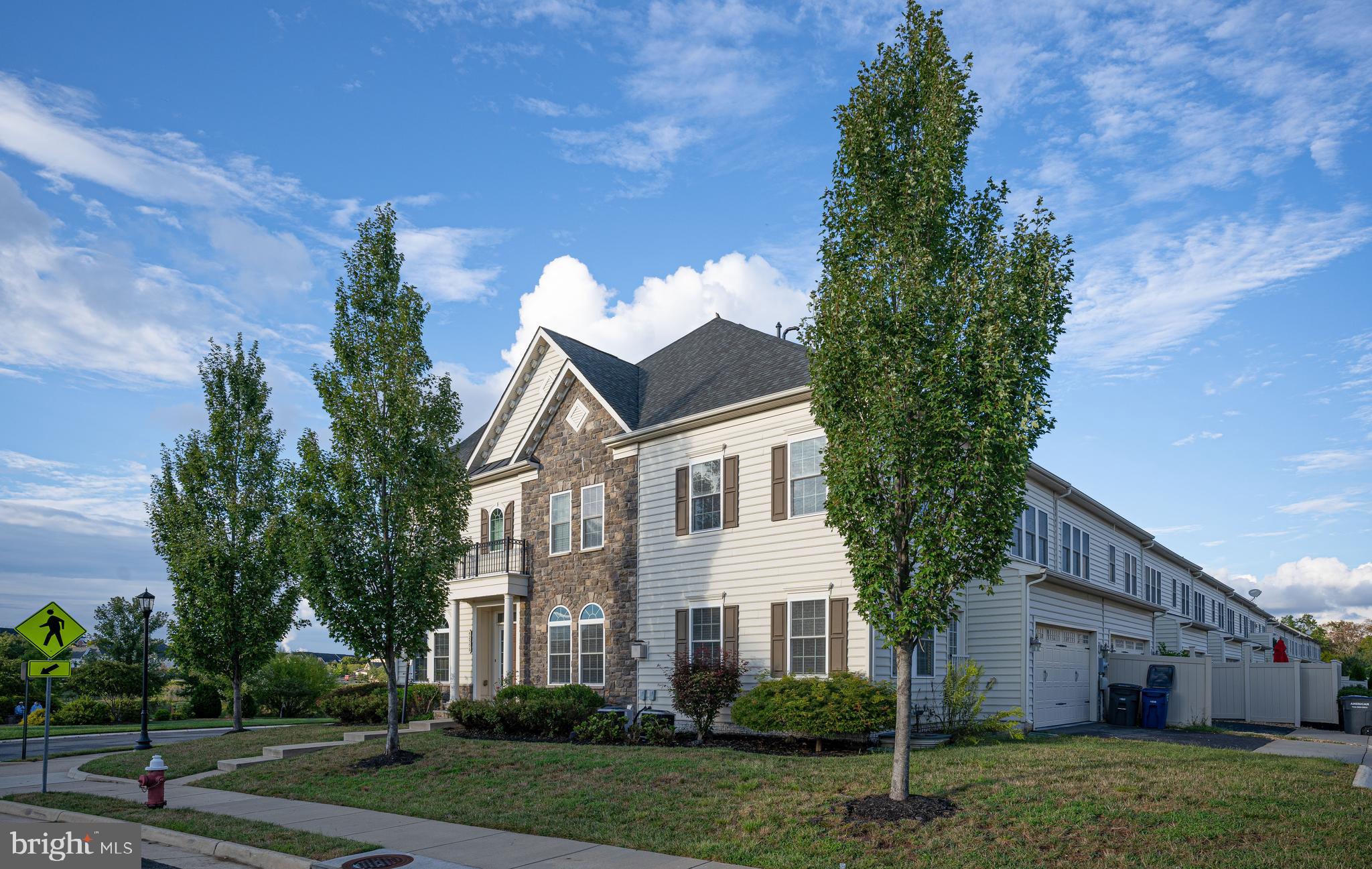 AVONLEA - Residential Lease