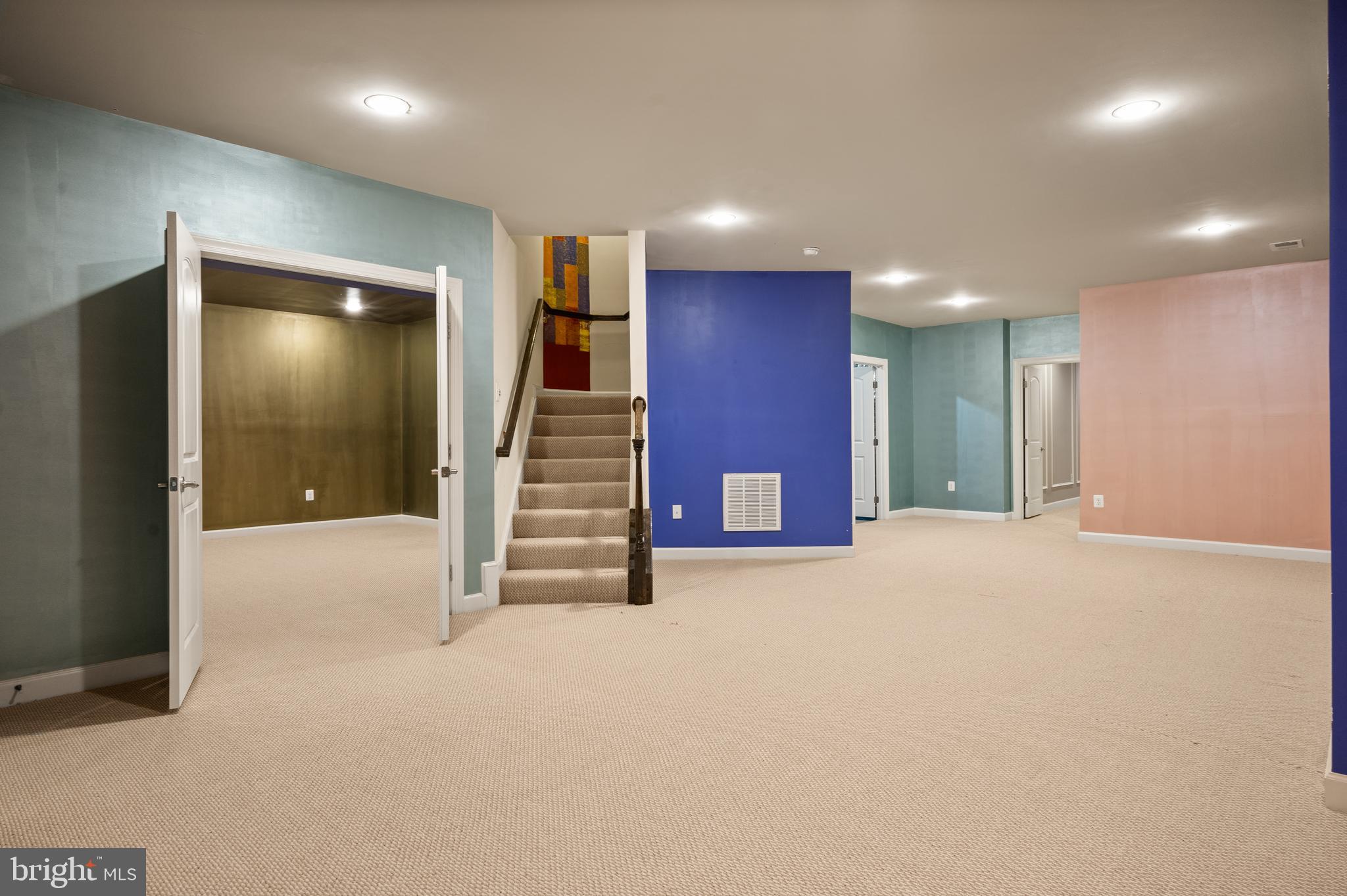 AVONLEA - Residential Lease