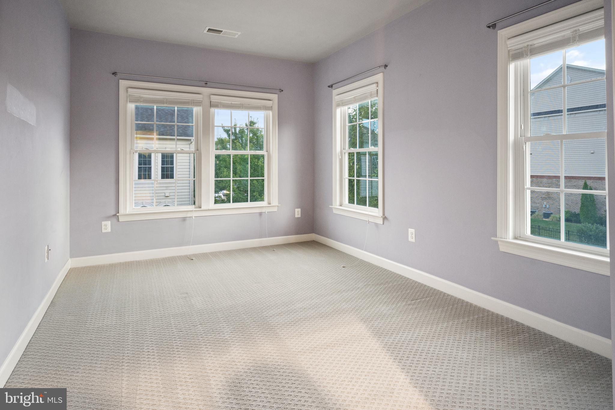 AVONLEA - Residential Lease