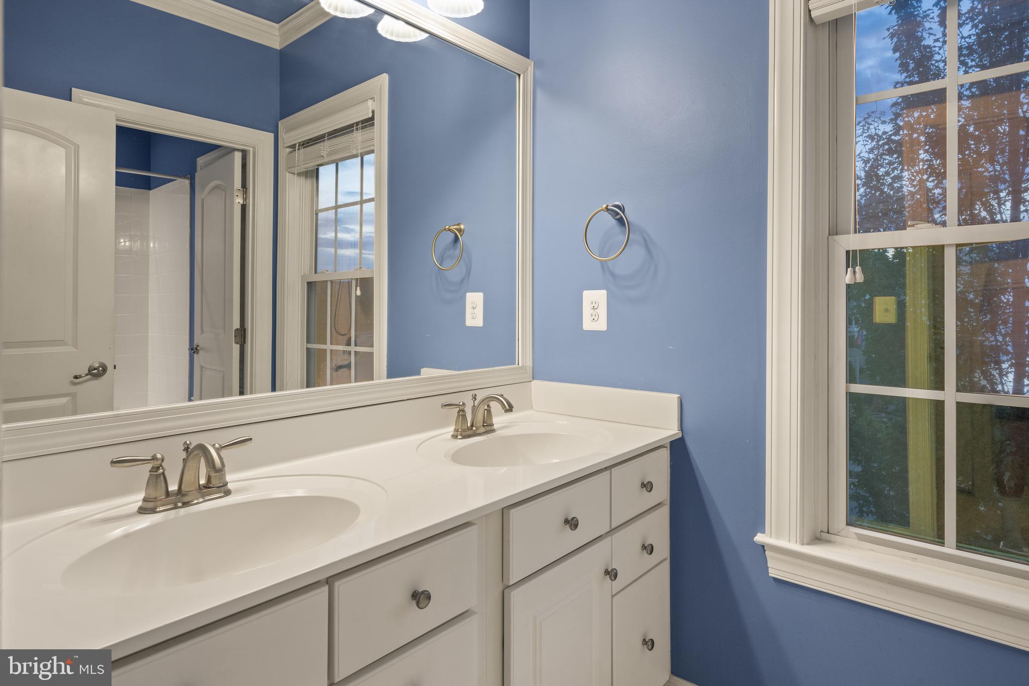 AVONLEA - Residential Lease