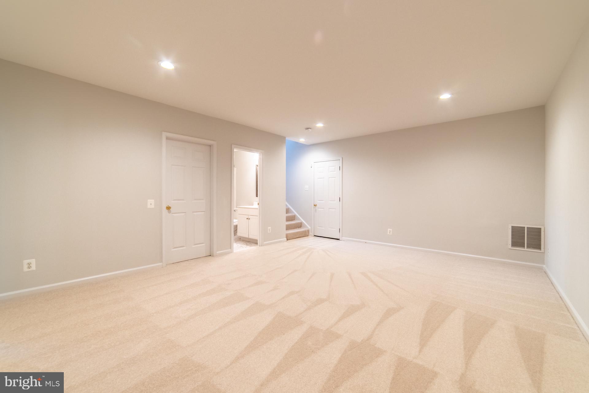 TANNERS RIDGE - Residential