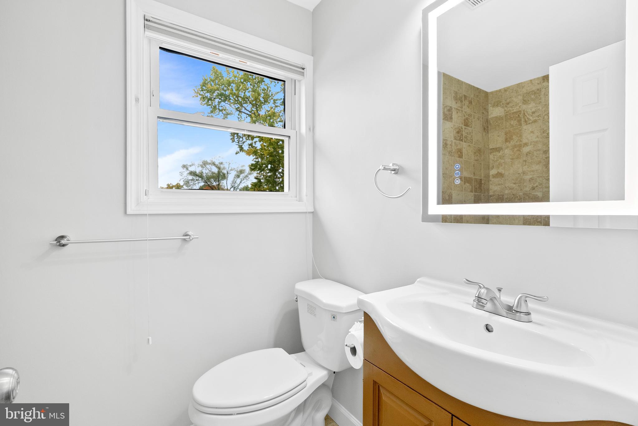 CASTLE MANOR - Residential