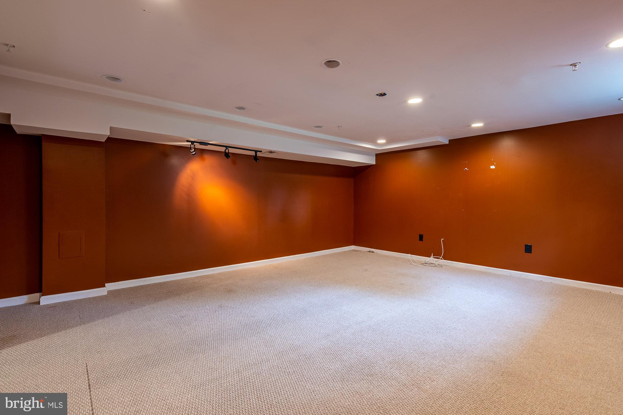 HORIZON HILLS - Residential