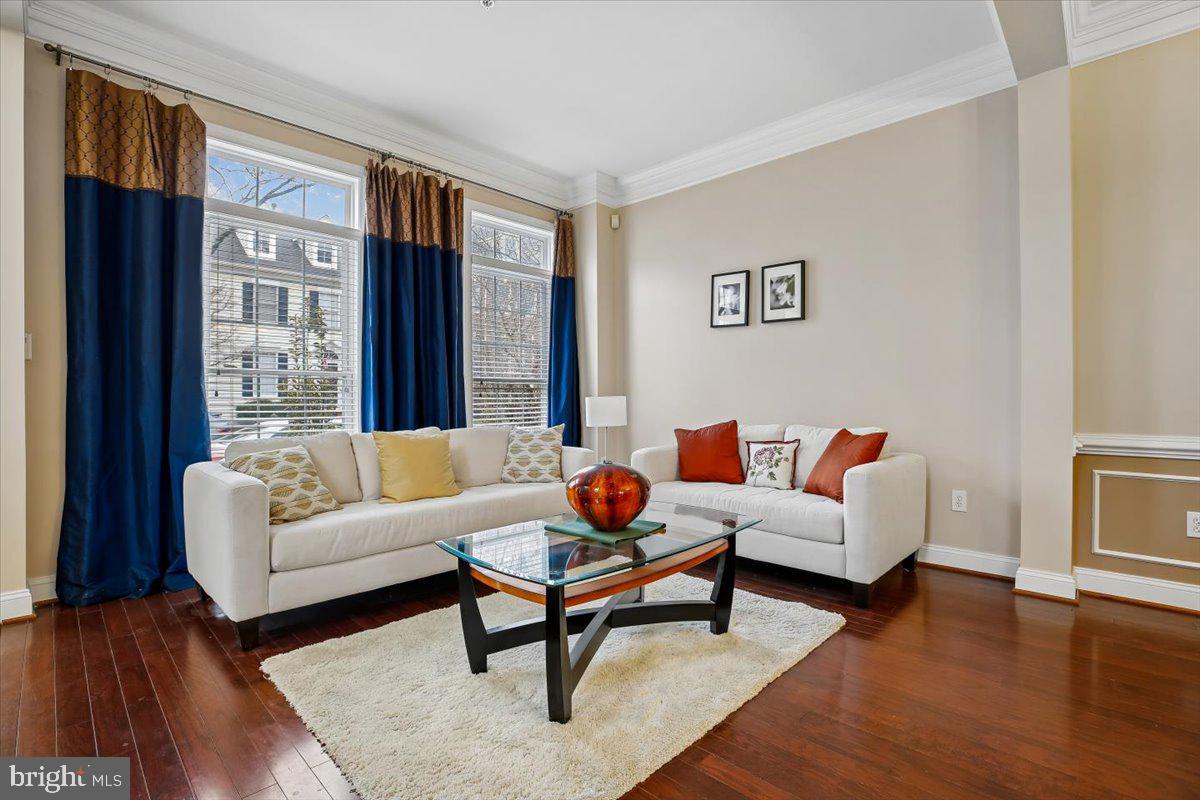 1105 HAVENCREST STREET