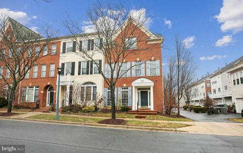 Photo of 1105 Havencrest Street, ROCKVILLE, MD 20850 (MLS # MDMC2216896)