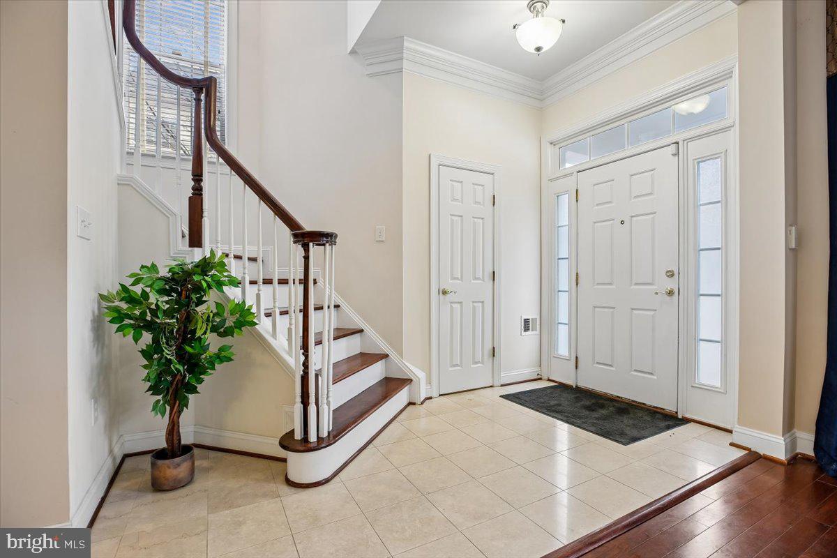 1105 HAVENCREST STREET