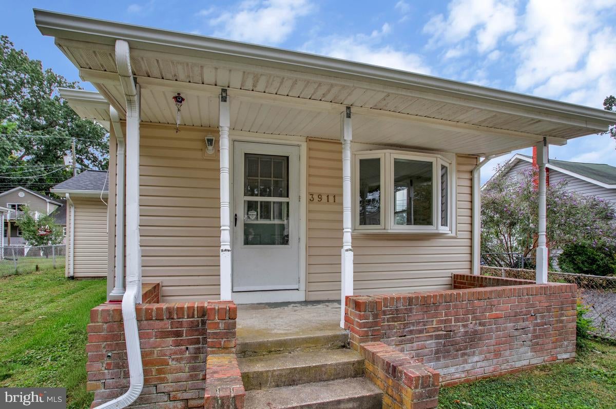 3911 7TH STREET