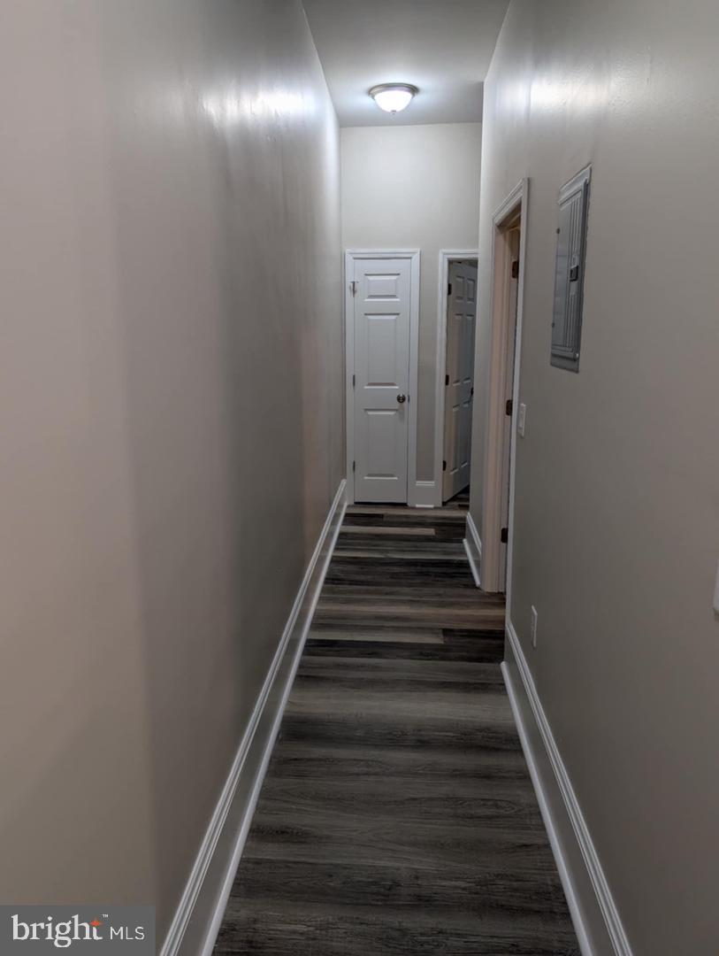 305A W EVESHAM AVENUE W 7