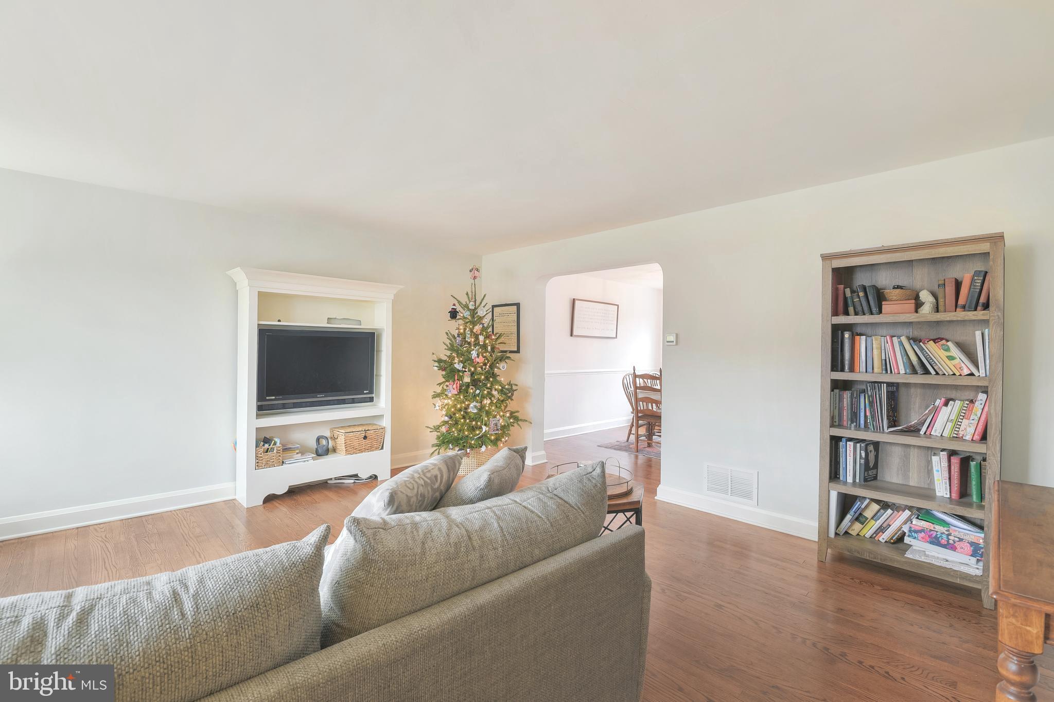 LOCH RAVEN MANOR - Residential