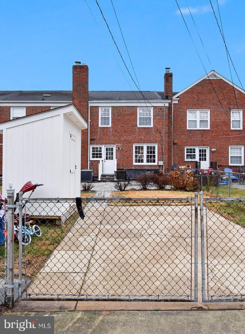 LOCH RAVEN MANOR - Residential