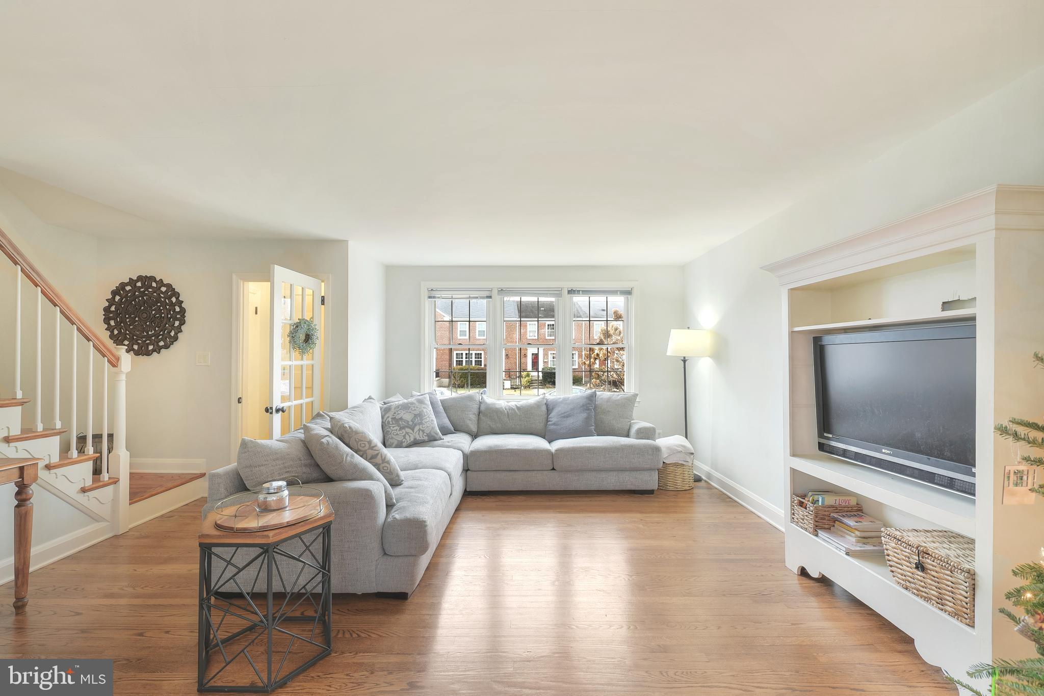 LOCH RAVEN MANOR - Residential