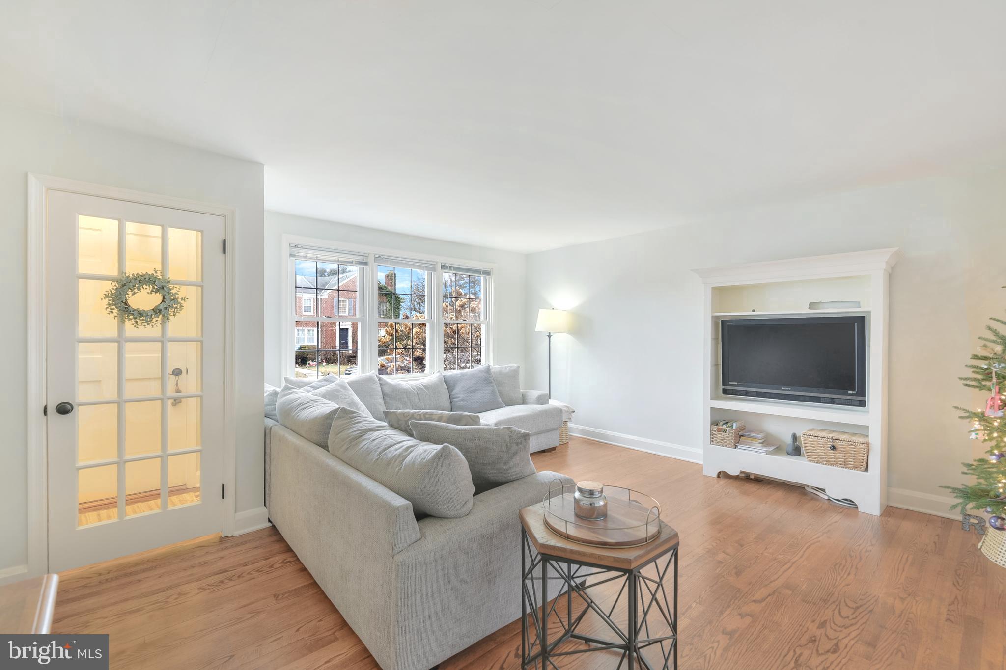 LOCH RAVEN MANOR - Residential