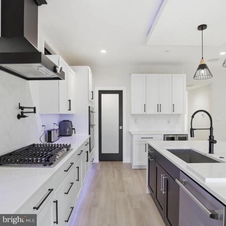 LYNCH POINT - Residential