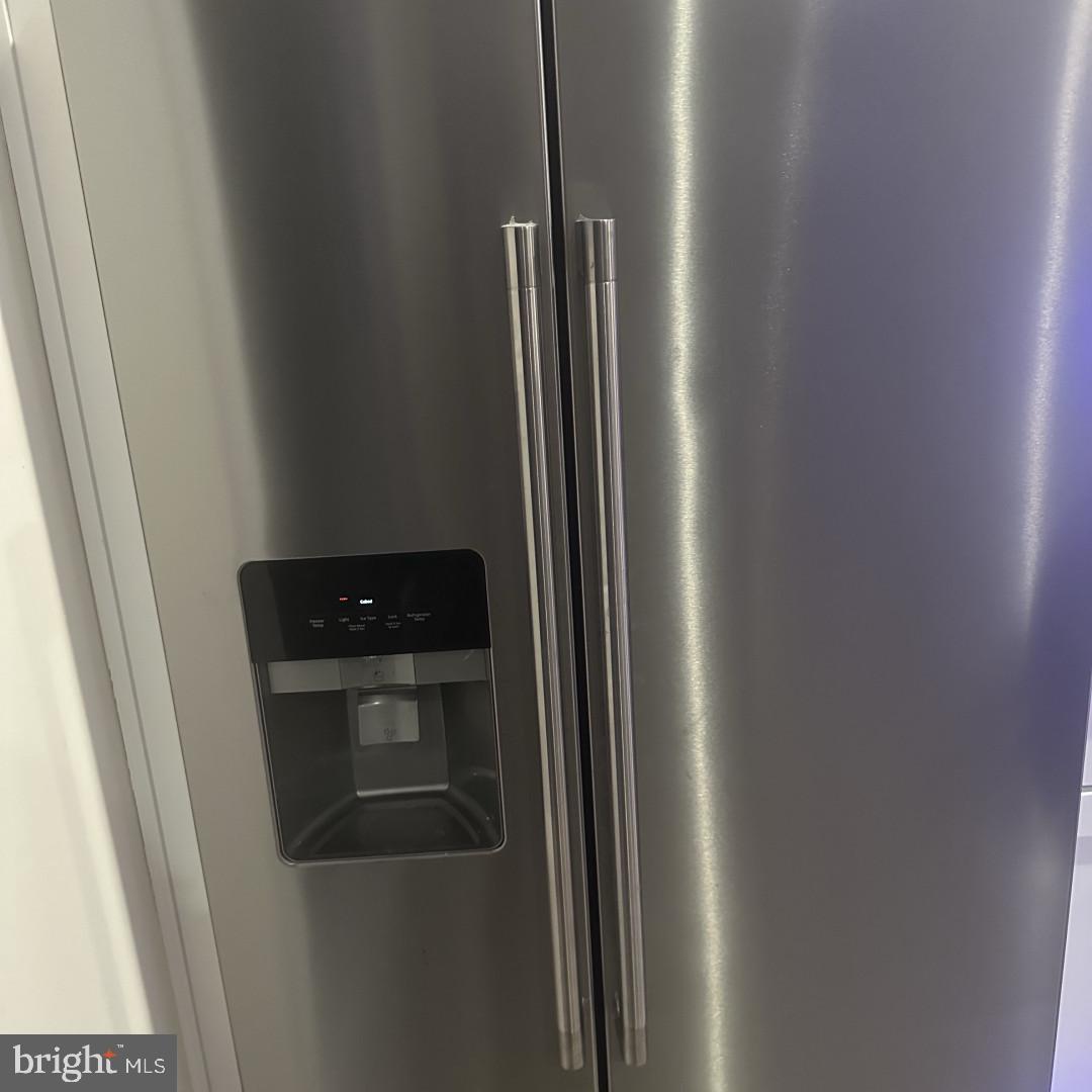 LYNCH POINT - Residential