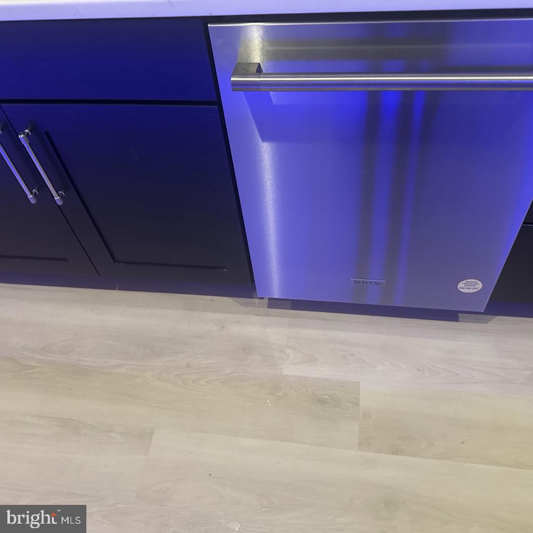 LYNCH POINT - Residential