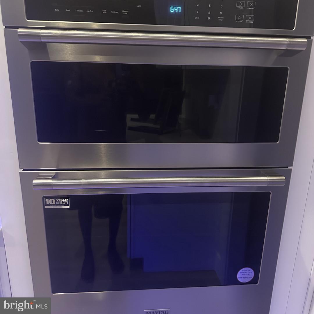 LYNCH POINT - Residential