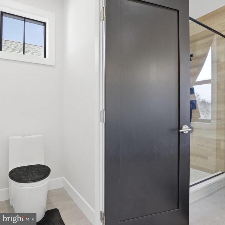 LYNCH POINT - Residential