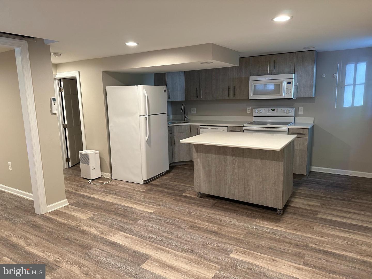 433 W JEFFERSON STREET APT. C