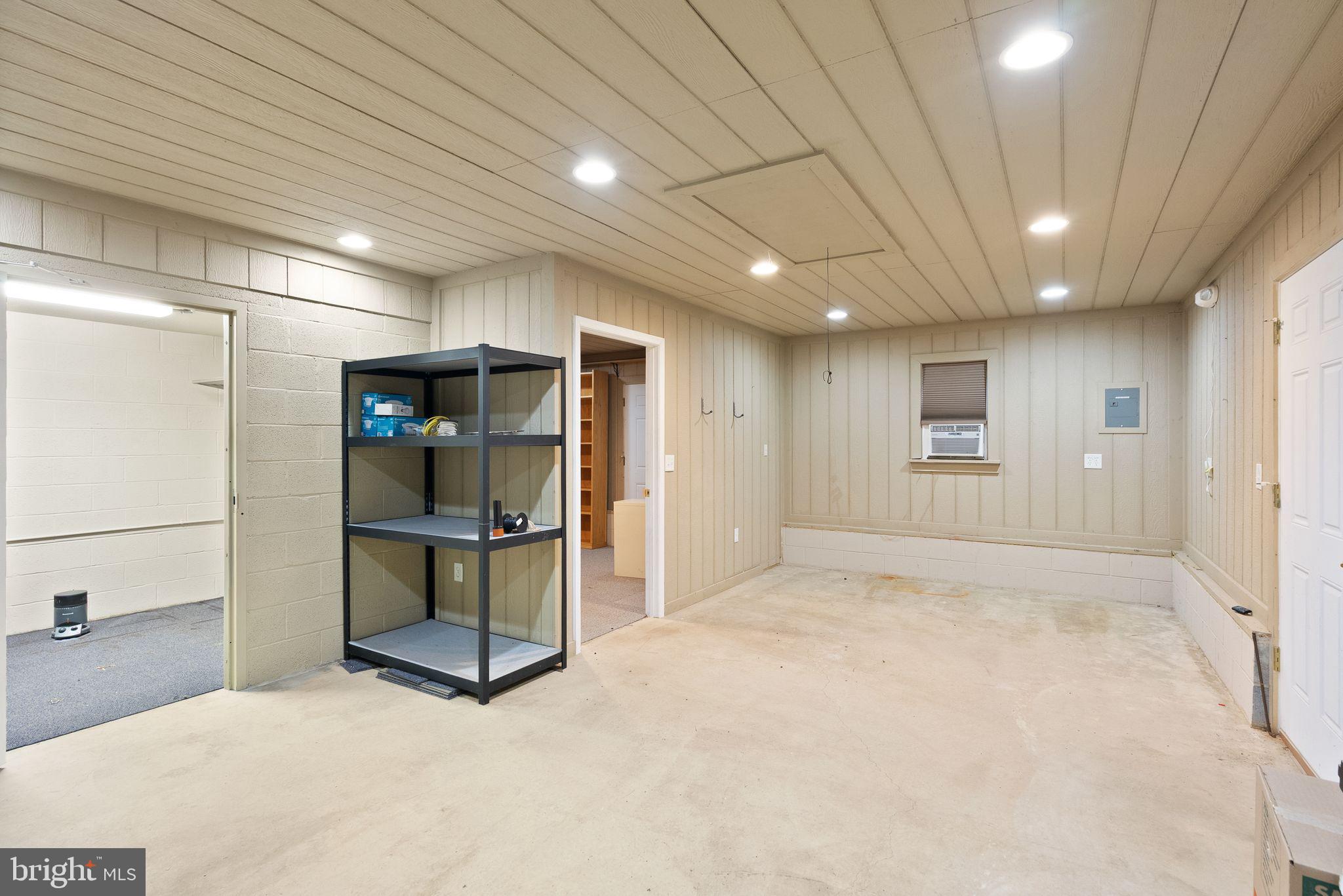 TYSONS VALLEY - Residential