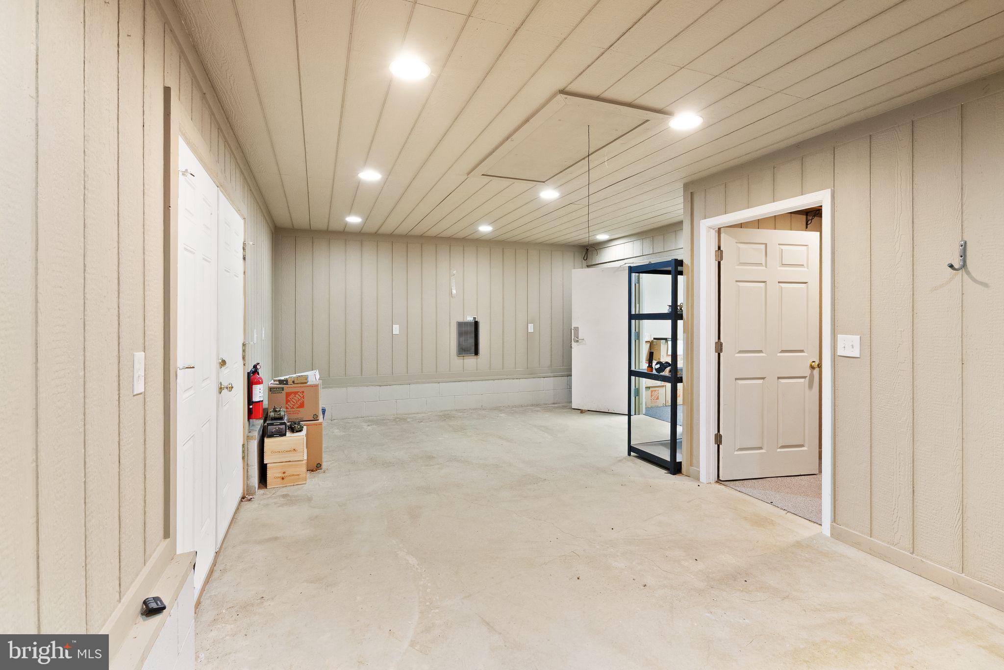 TYSONS VALLEY - Residential