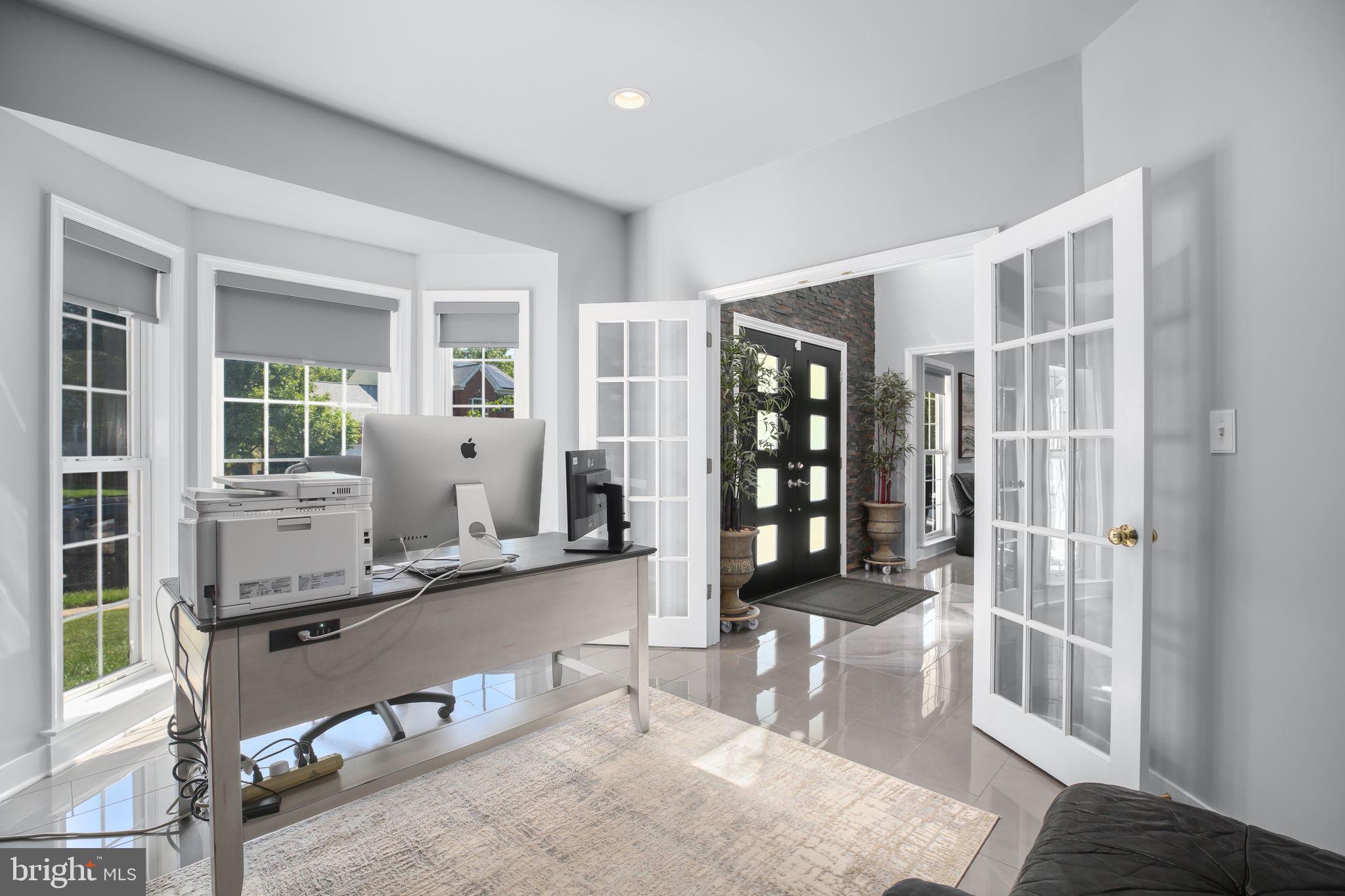 8 COUNTRY MANOR DRIVE