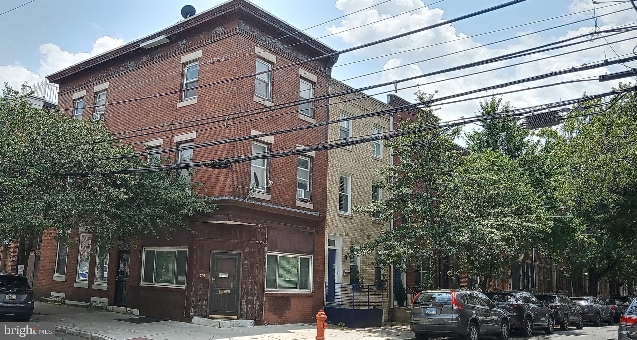 SOUTH STREET - Residential