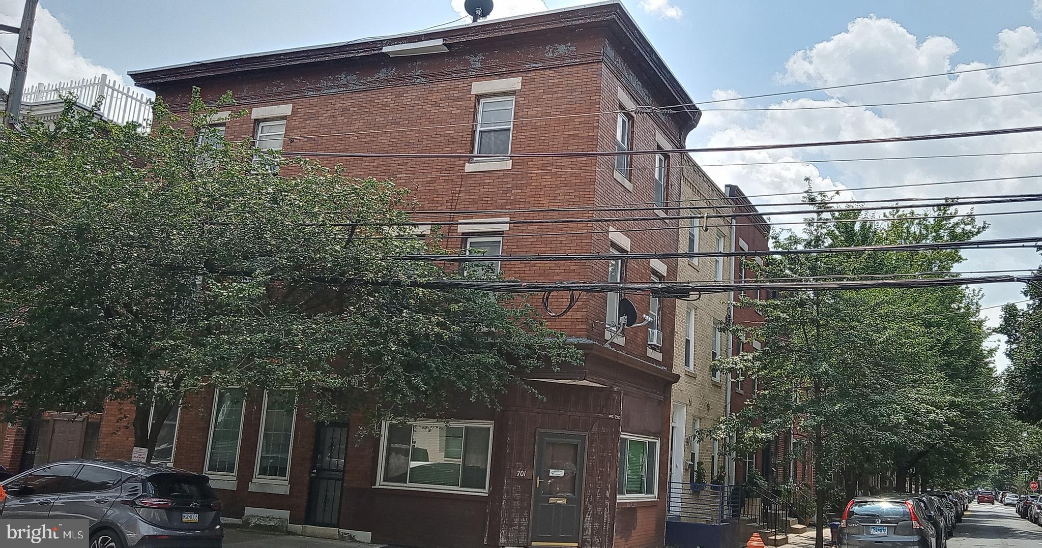 SOUTH STREET - Residential