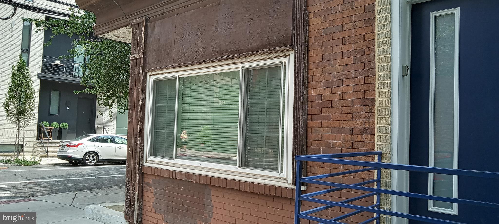 SOUTH STREET - Residential