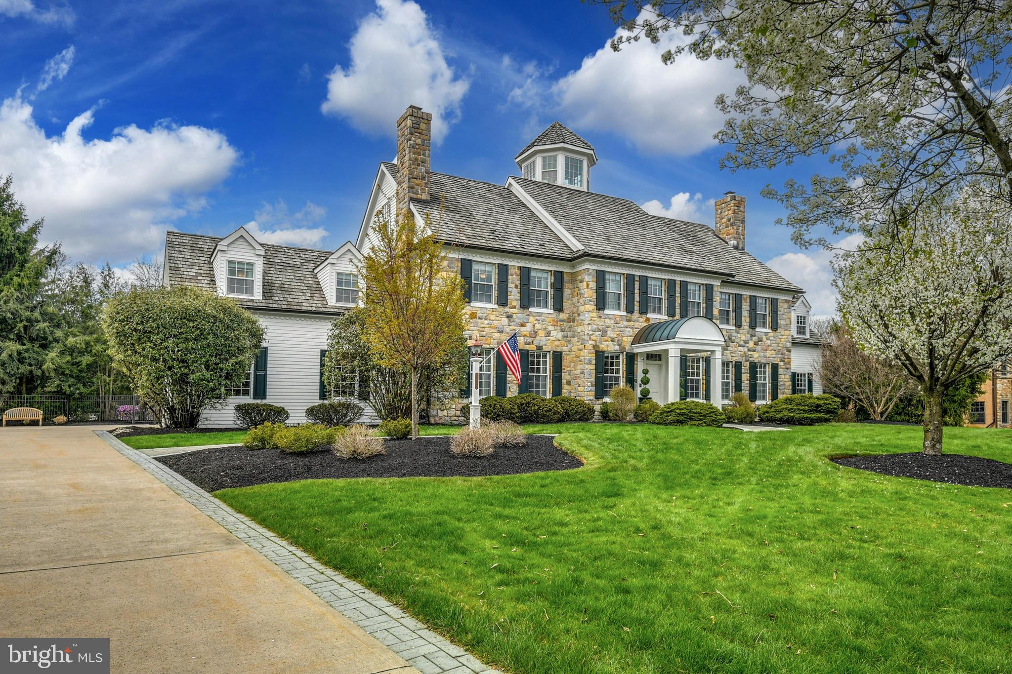 WESTBURY PARK - Residential